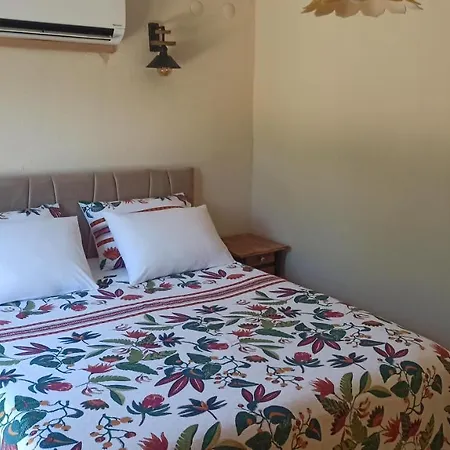 Semiramis Inn
