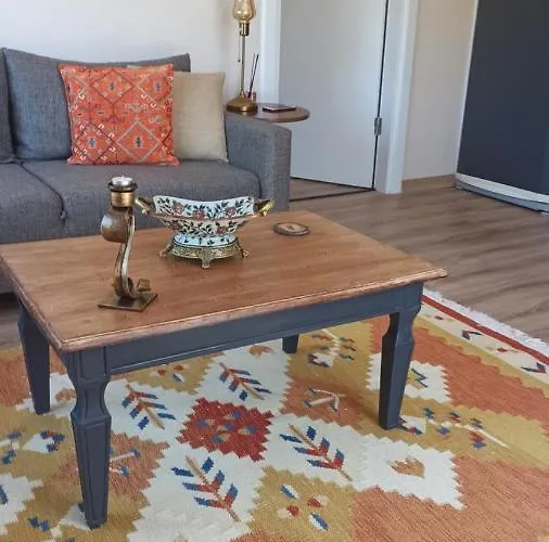 אורחן Semiramis אורלה